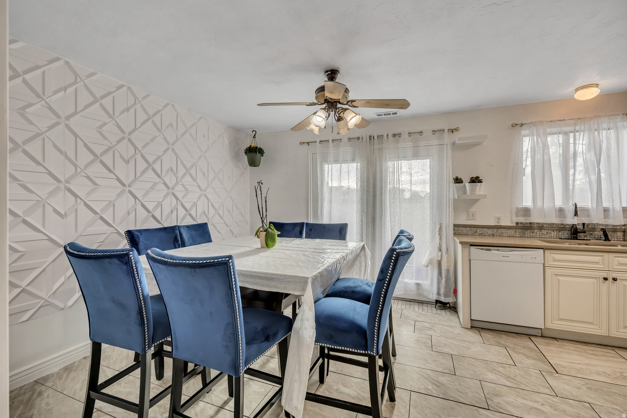 STONE CREEK - Residential