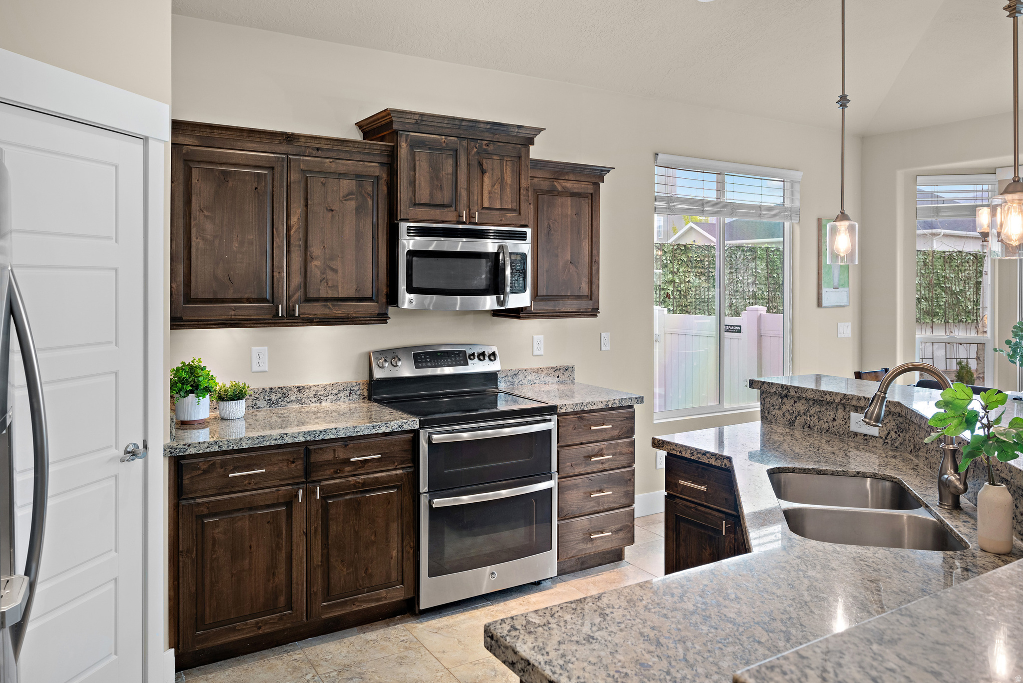 EAGLE RIDGE 2 - Residential