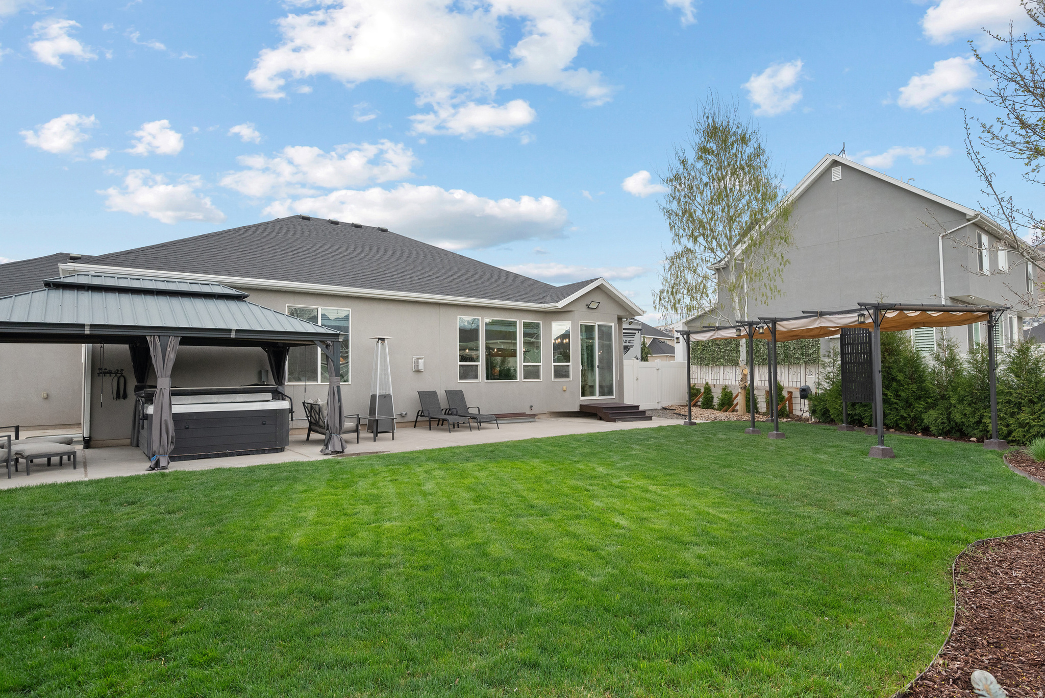 EAGLE RIDGE 2 - Residential