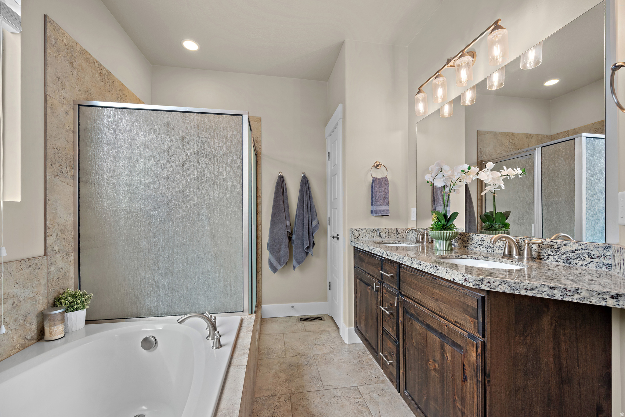 EAGLE RIDGE 2 - Residential