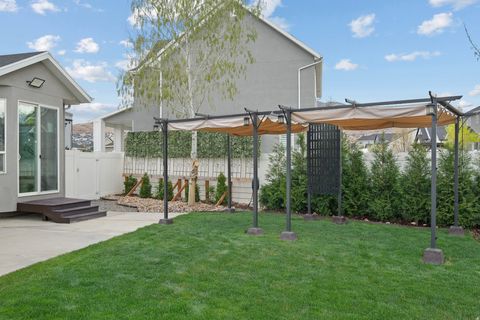 Tiny photo for 3274 N 280 W, Lehi, UT 84043 (MLS # 2147178)