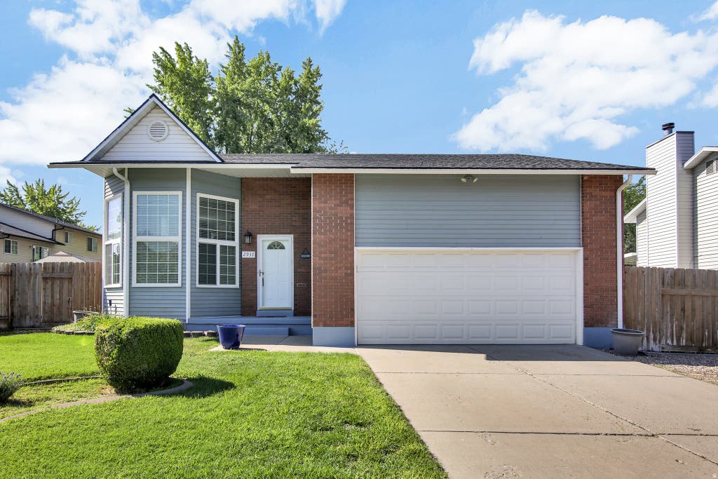 Photo of 2937 W 5700 S, Roy, UT 84067 (MLS # 2176341)