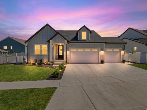 Homes For Sale - 236 W Prickly Pear Dr<br/> Saratoga Springs, UT 84045