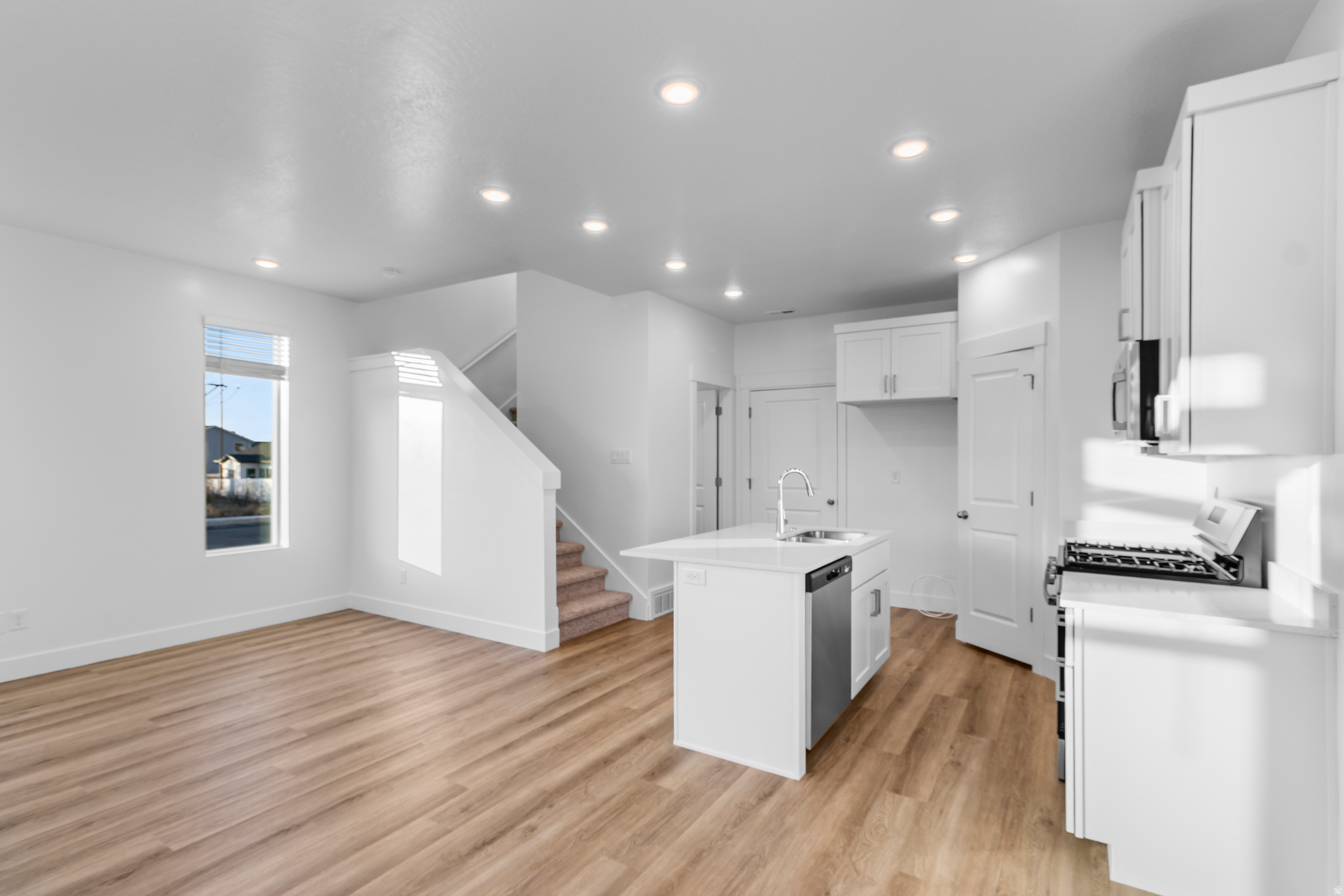 NORTH POINT - Residential