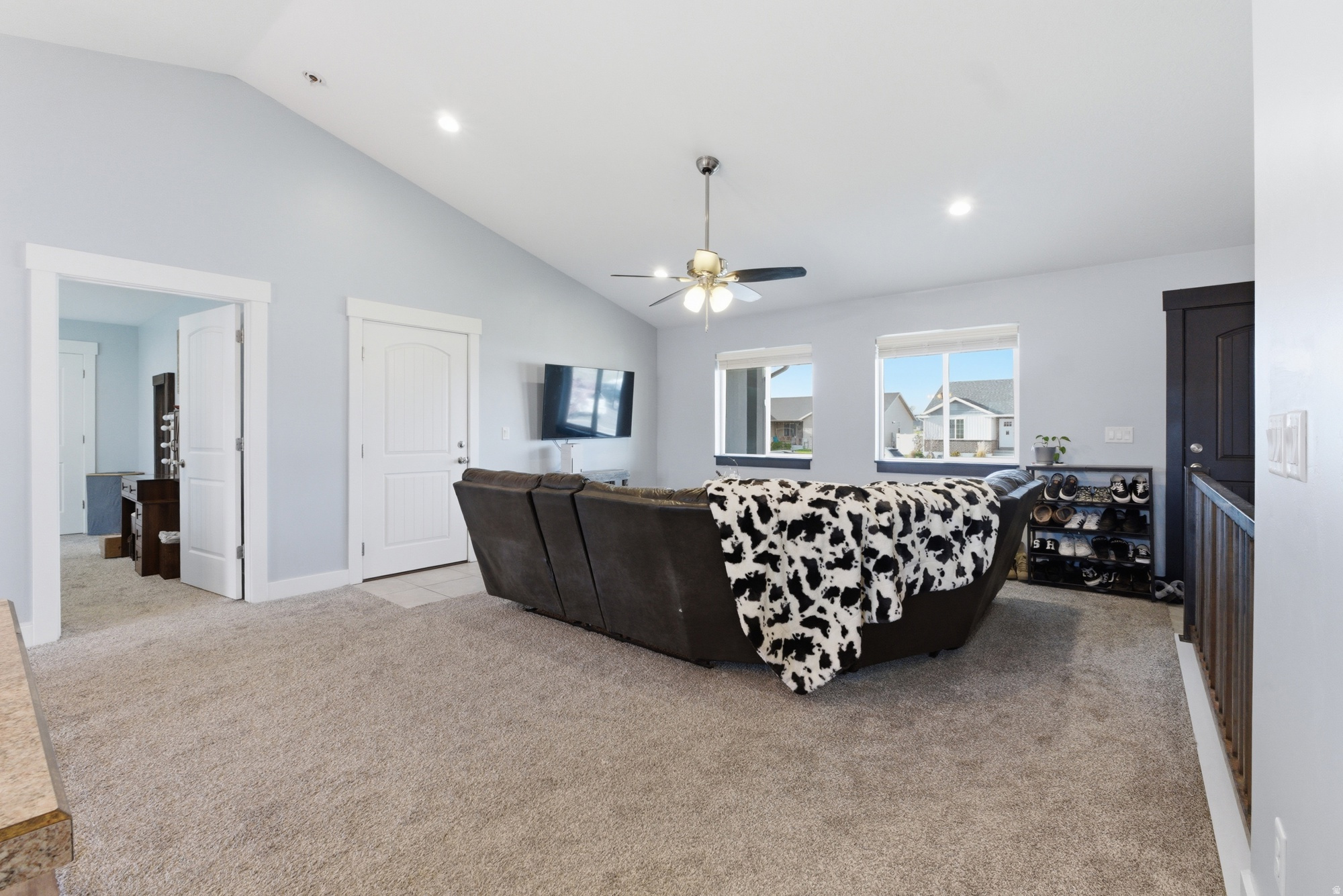 CHATEAU RIVER - Residential