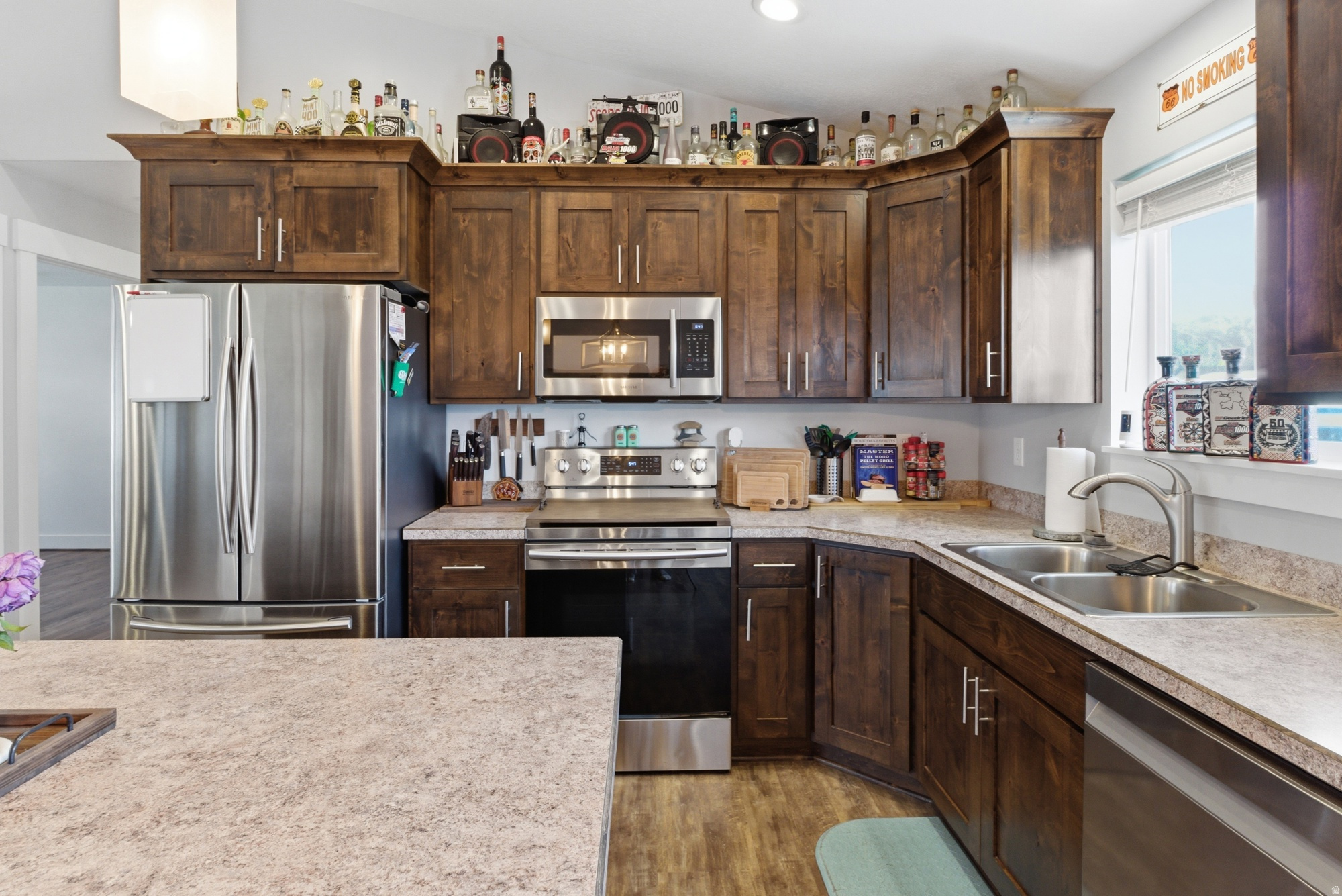 CHATEAU RIVER - Residential