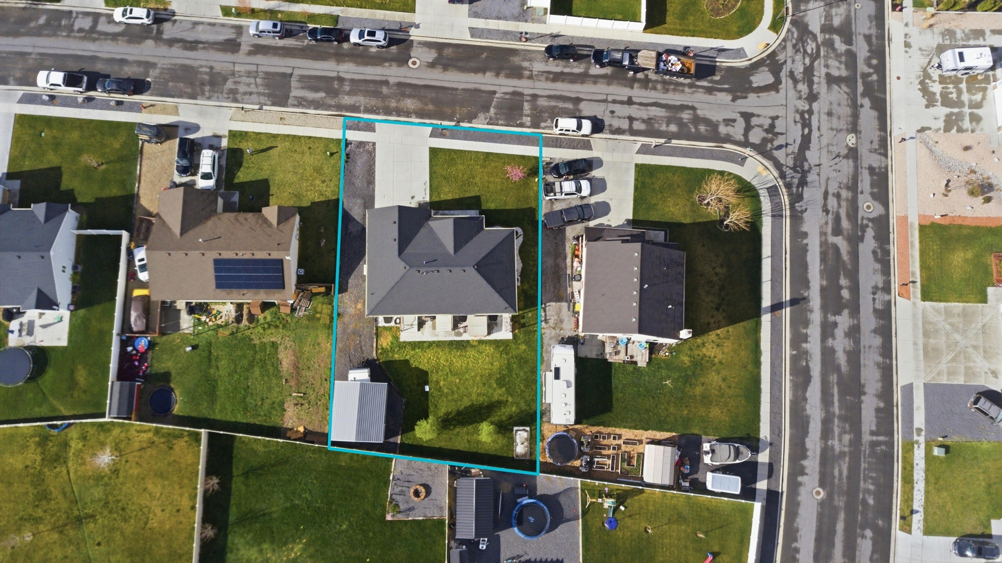 CHATEAU RIVER - Residential