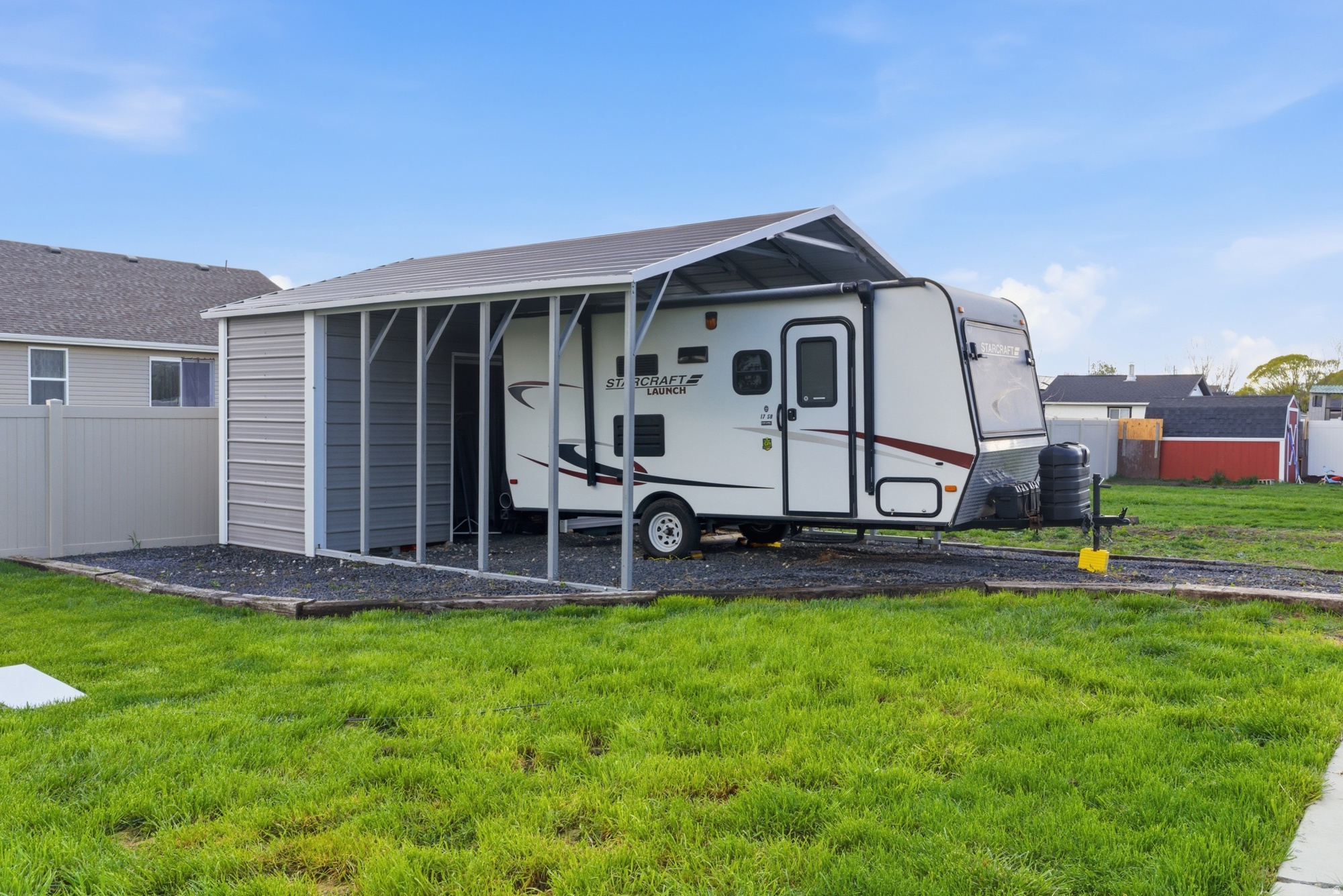 CHATEAU RIVER - Residential