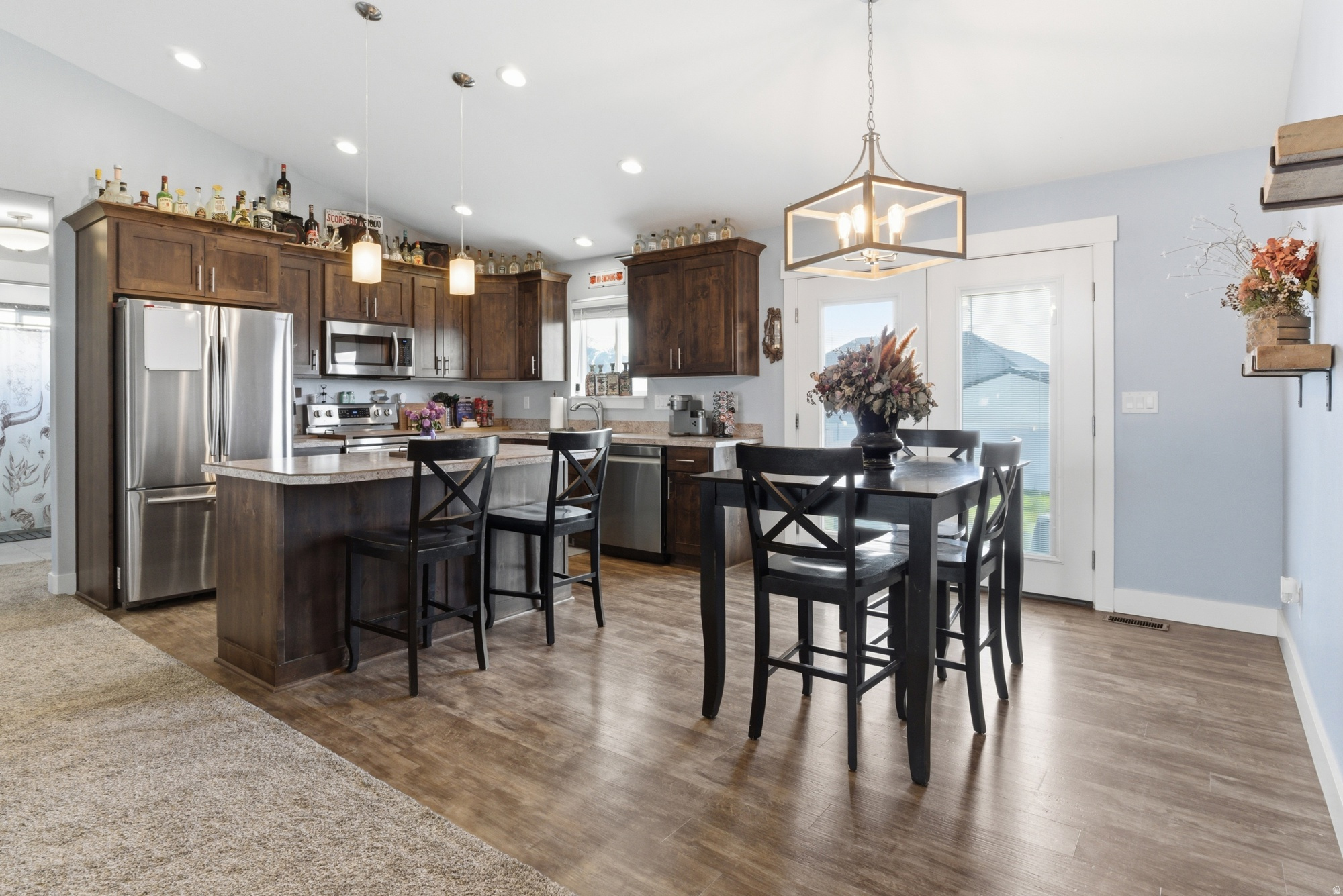 CHATEAU RIVER - Residential