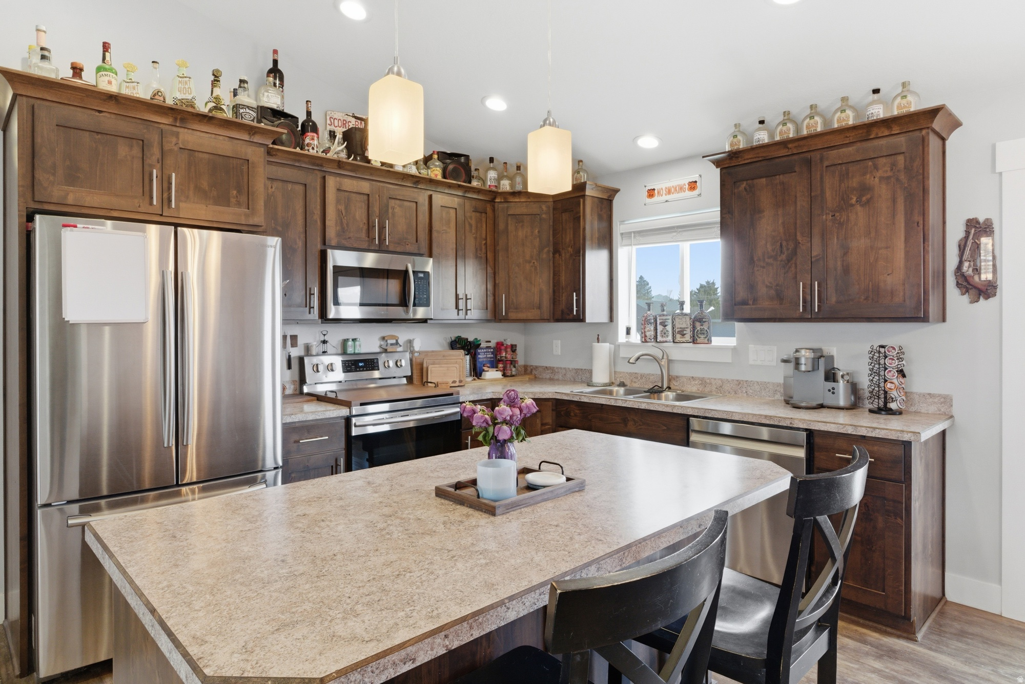 CHATEAU RIVER - Residential