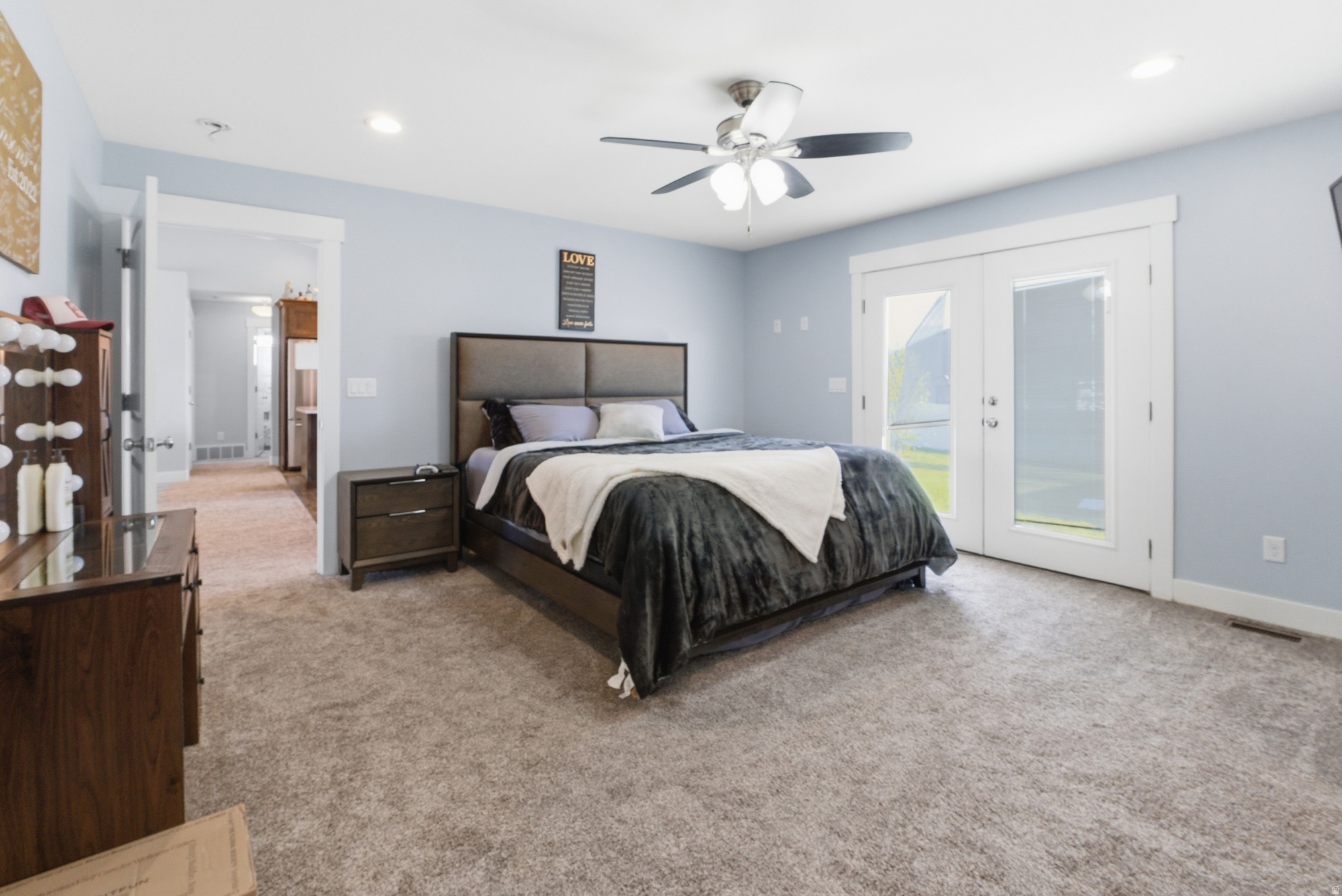 CHATEAU RIVER - Residential