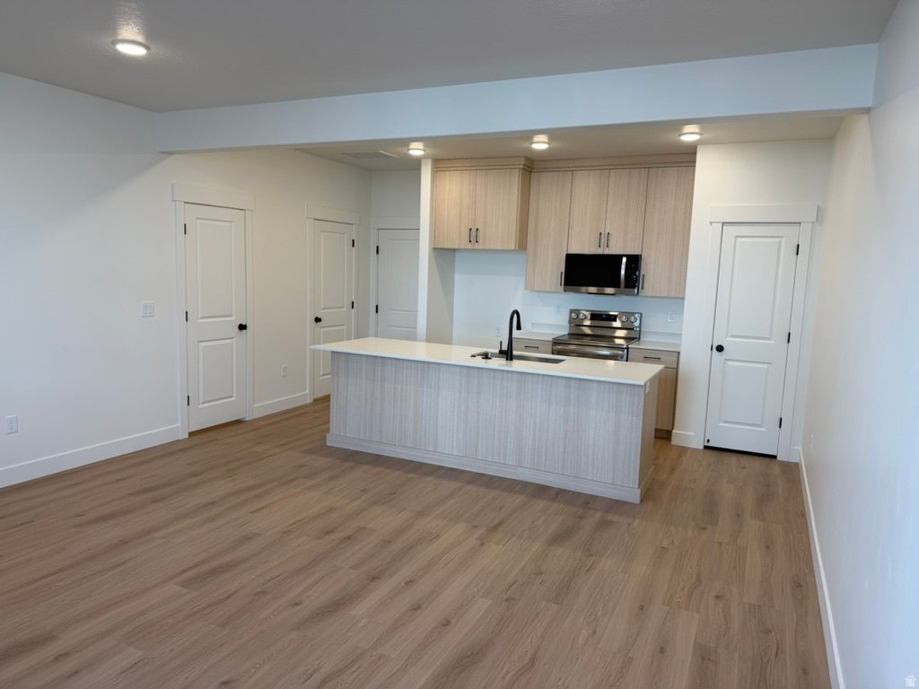 Photo of 277 W 690 N, Smithfield, UT 84335 (MLS # 2142850)