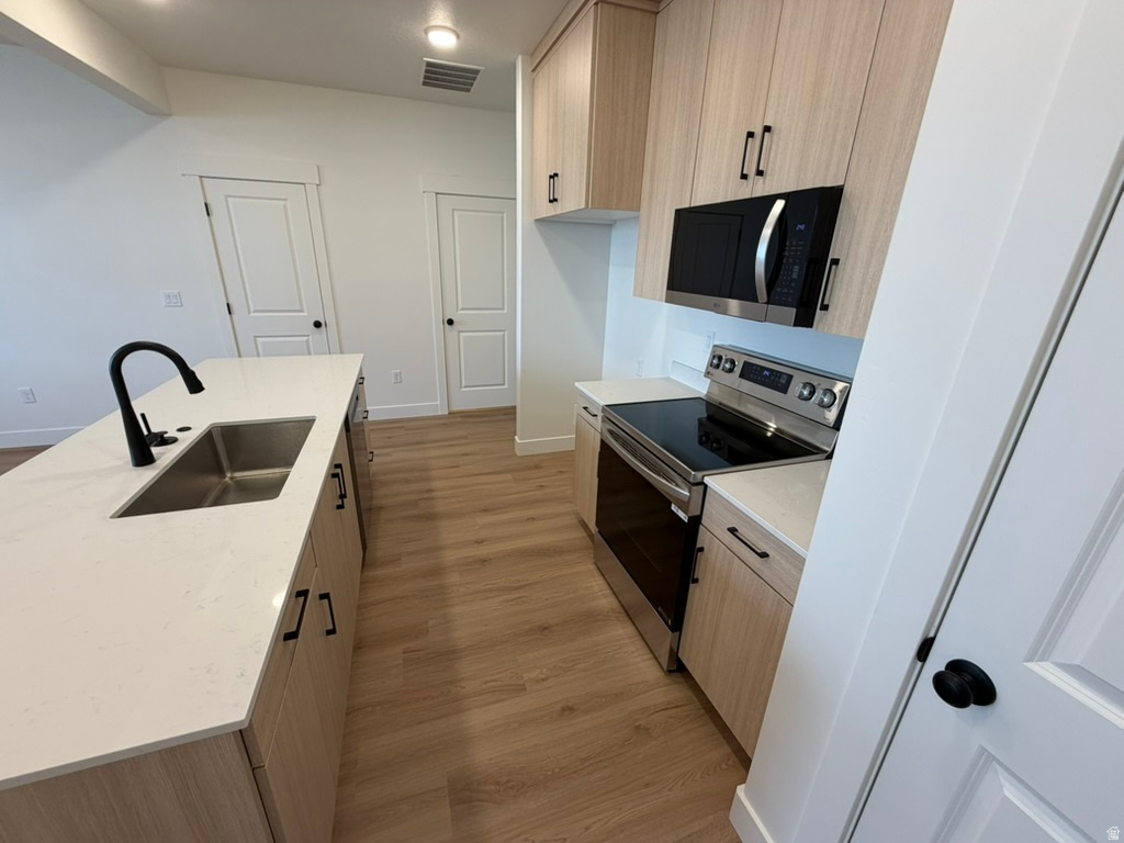 GOLDEN FOREST - Residential