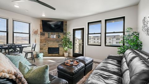 Condo For Sale - 1145 W Helling Cir #203<br/> Heber City, UT 84032