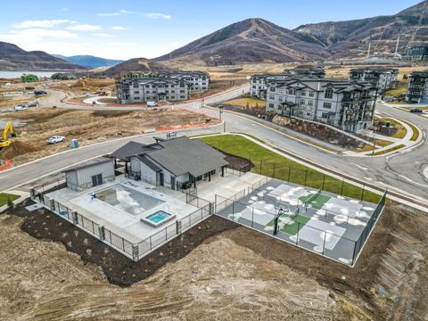Tiny photo for 1145 W HELLING CIR #203, Heber City, UT 84032 (MLS # 2148166)