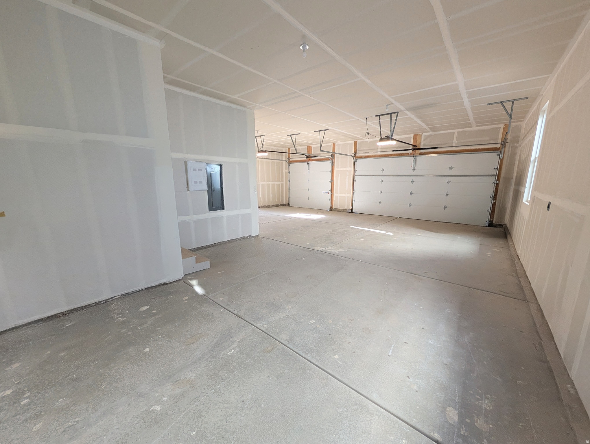 DAYBREAK - Residential