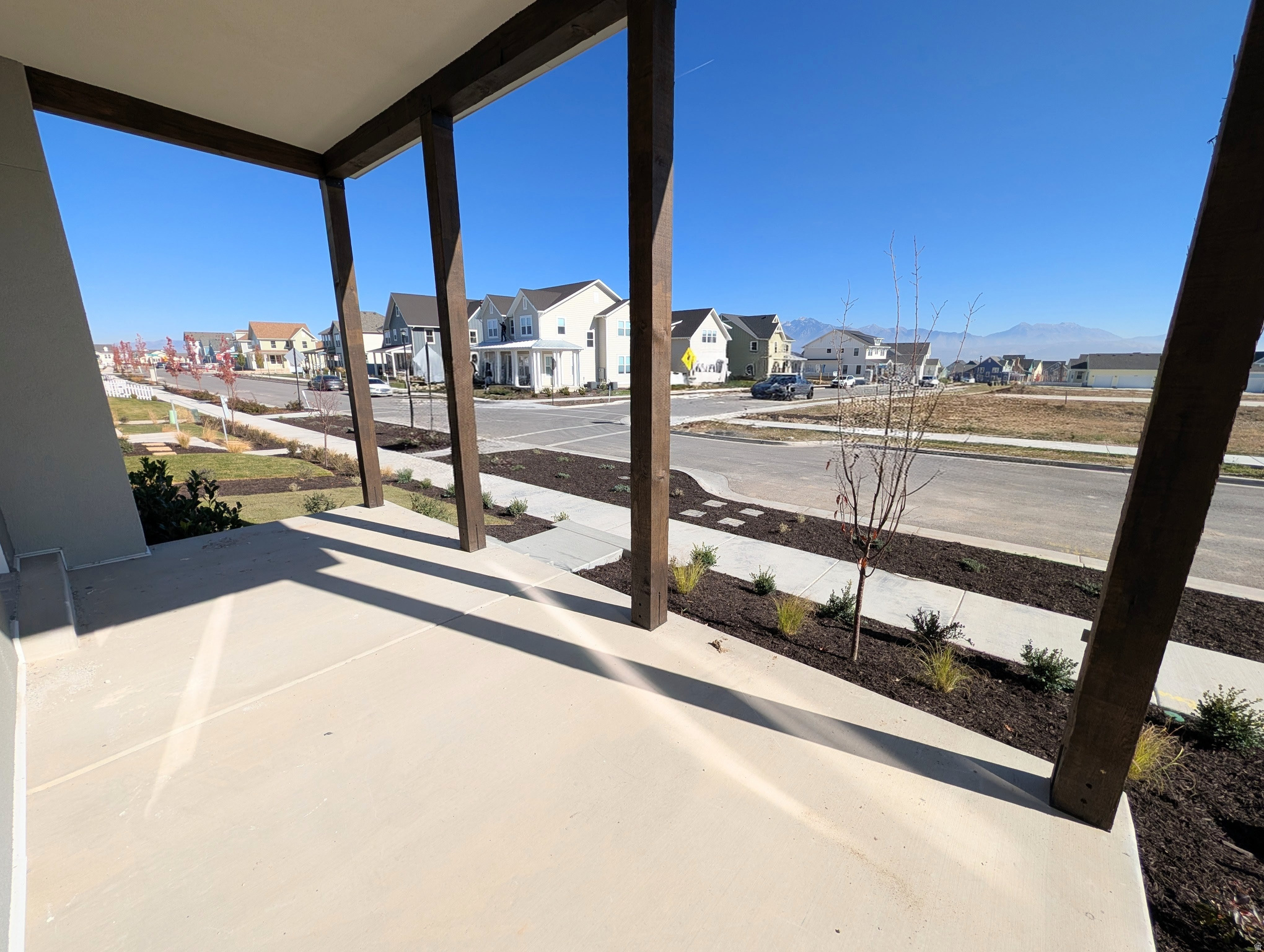 DAYBREAK - Residential