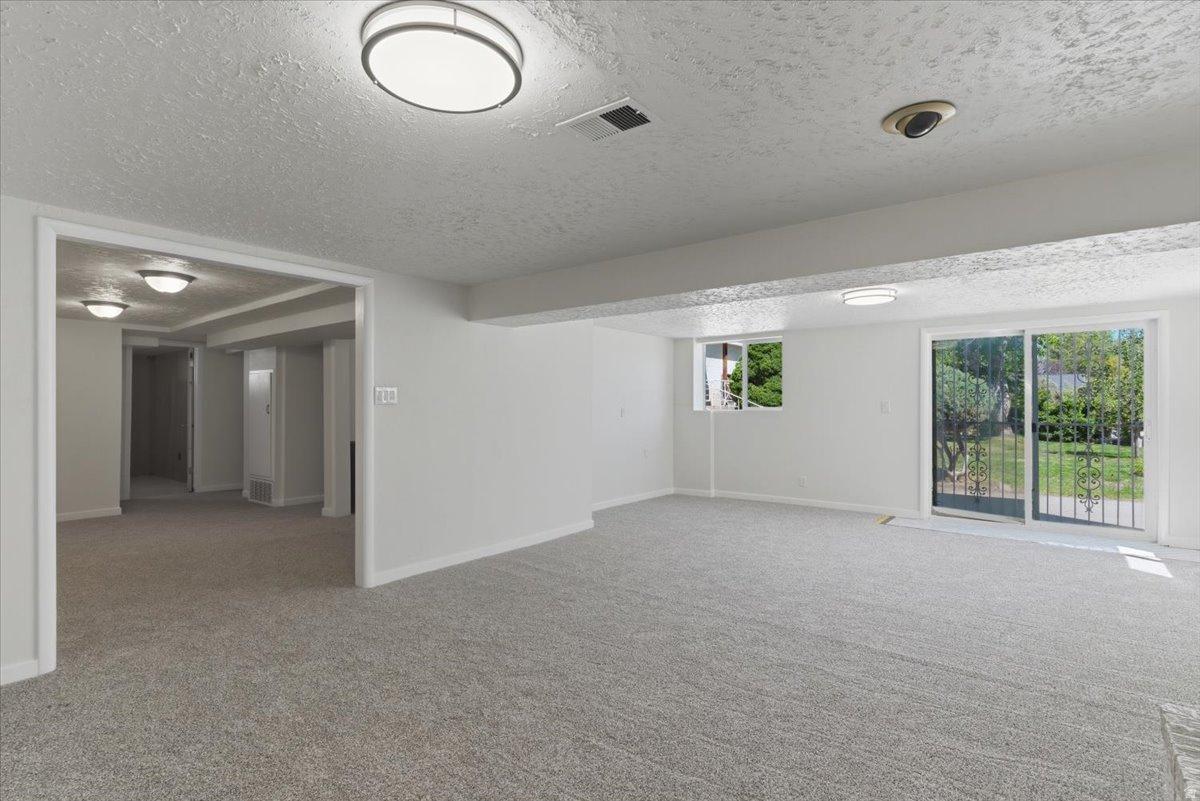 AMANDA ACRES - Residential