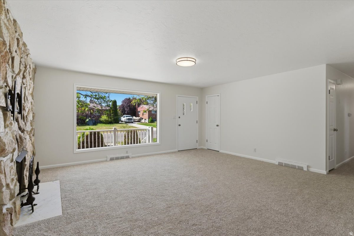 AMANDA ACRES - Residential