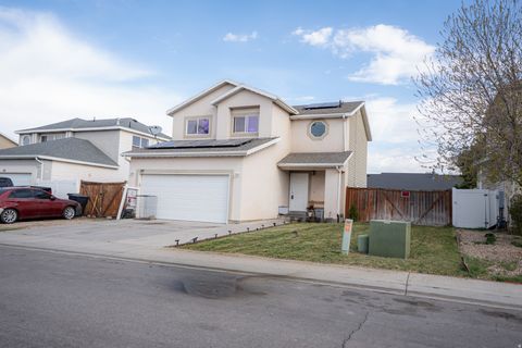 Tiny photo for 137 E SKYLINE DR S, Heber City, UT 84032 (MLS # 2149088)