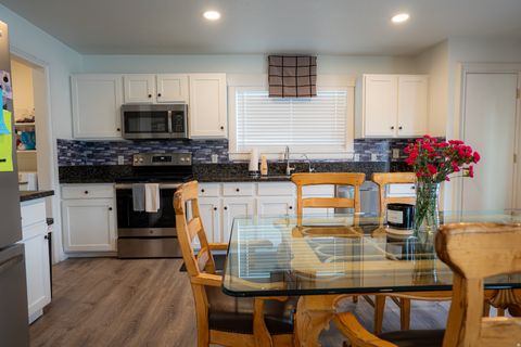 Tiny photo for 137 E SKYLINE DR S, Heber City, UT 84032 (MLS # 2149088)