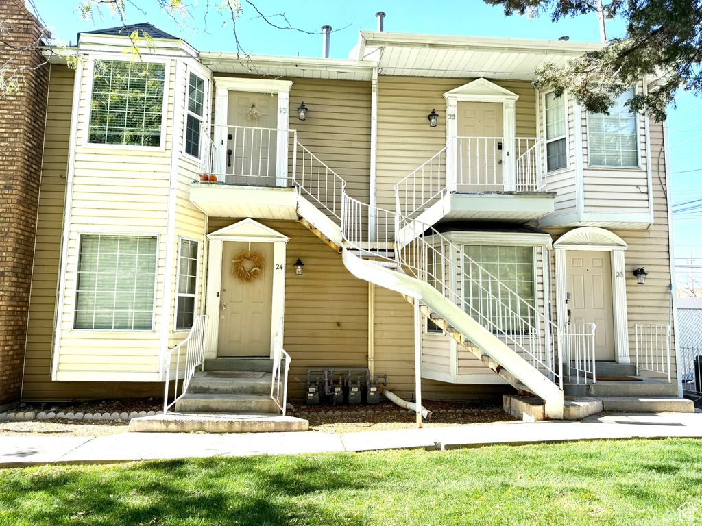 Photo of 915 E 820 N #24, Provo, UT 84606 (MLS # 2119066)