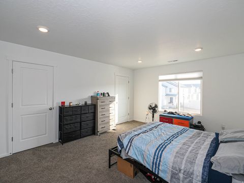 Tiny photo for 623 N SCUTTLEBUTT LN #2047, Saratoga Springs, UT 84043 (MLS # 2131029)
