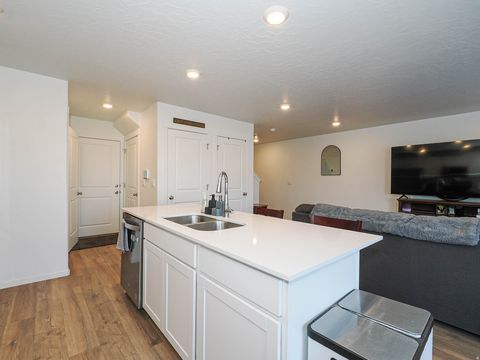 Tiny photo for 623 N SCUTTLEBUTT LN #2047, Saratoga Springs, UT 84043 (MLS # 2131029)