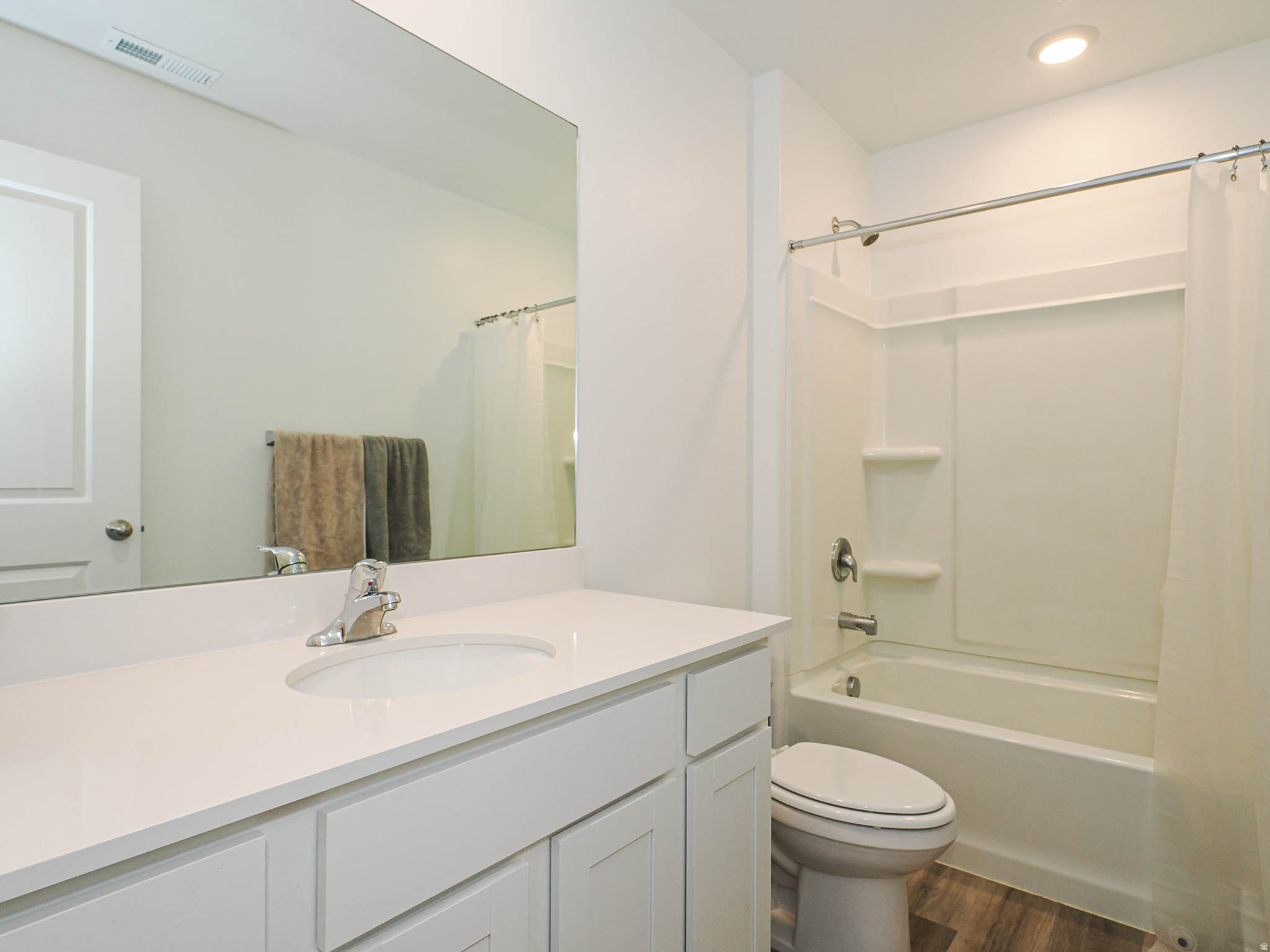 NORTHSHORE - Residential