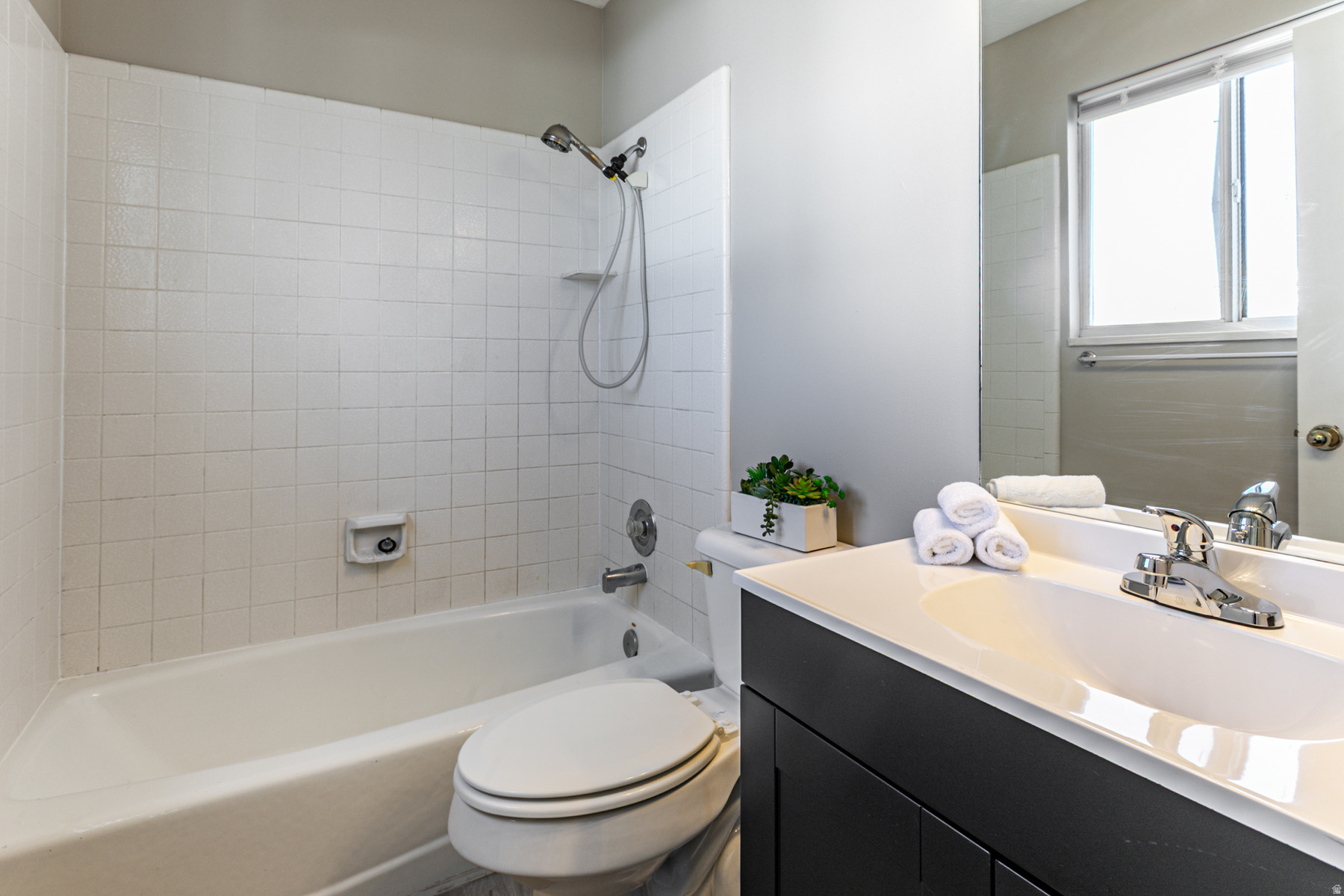 SUN HILLS - Residential