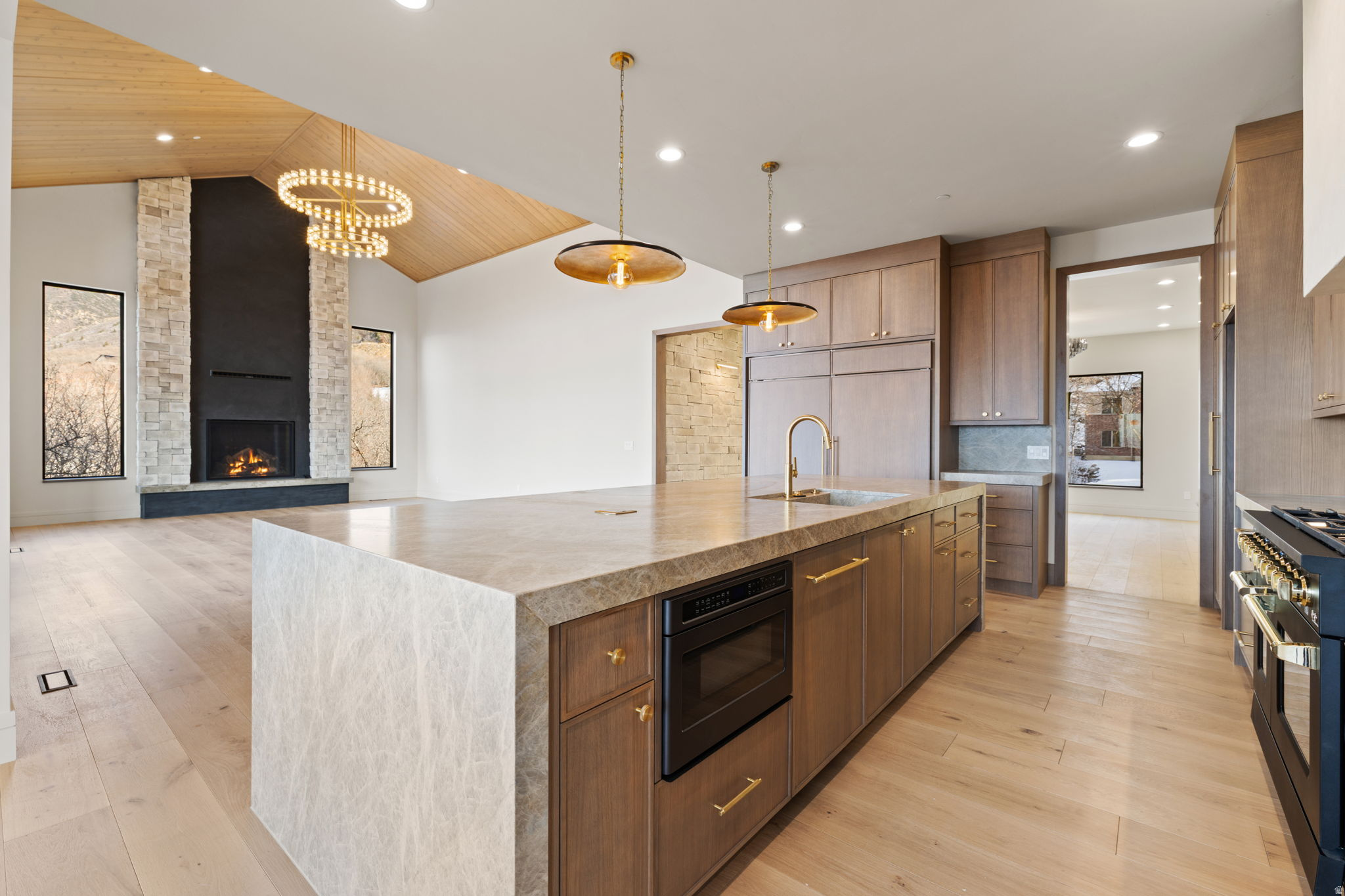 THOUSAND OAKS - Residential