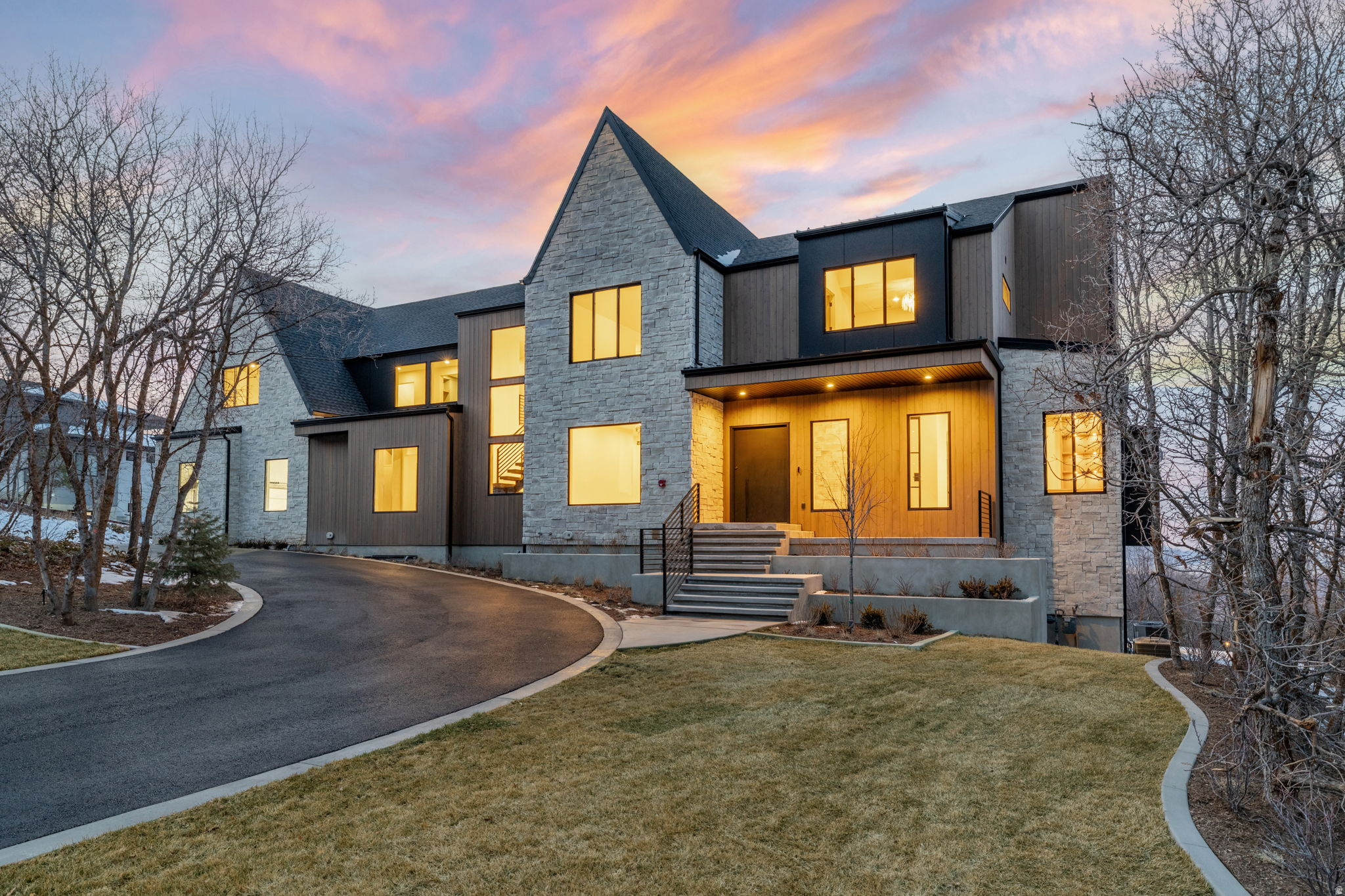 THOUSAND OAKS - Residential