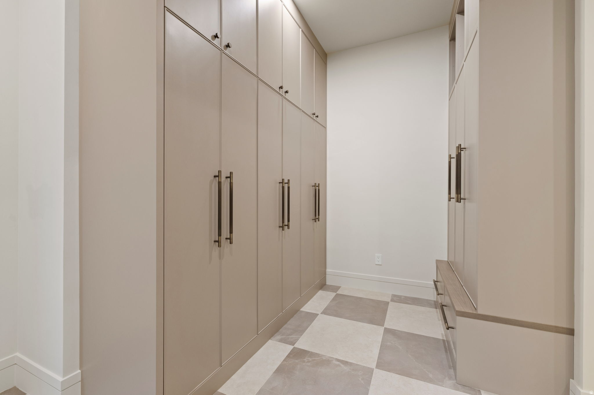 THOUSAND OAKS - Residential