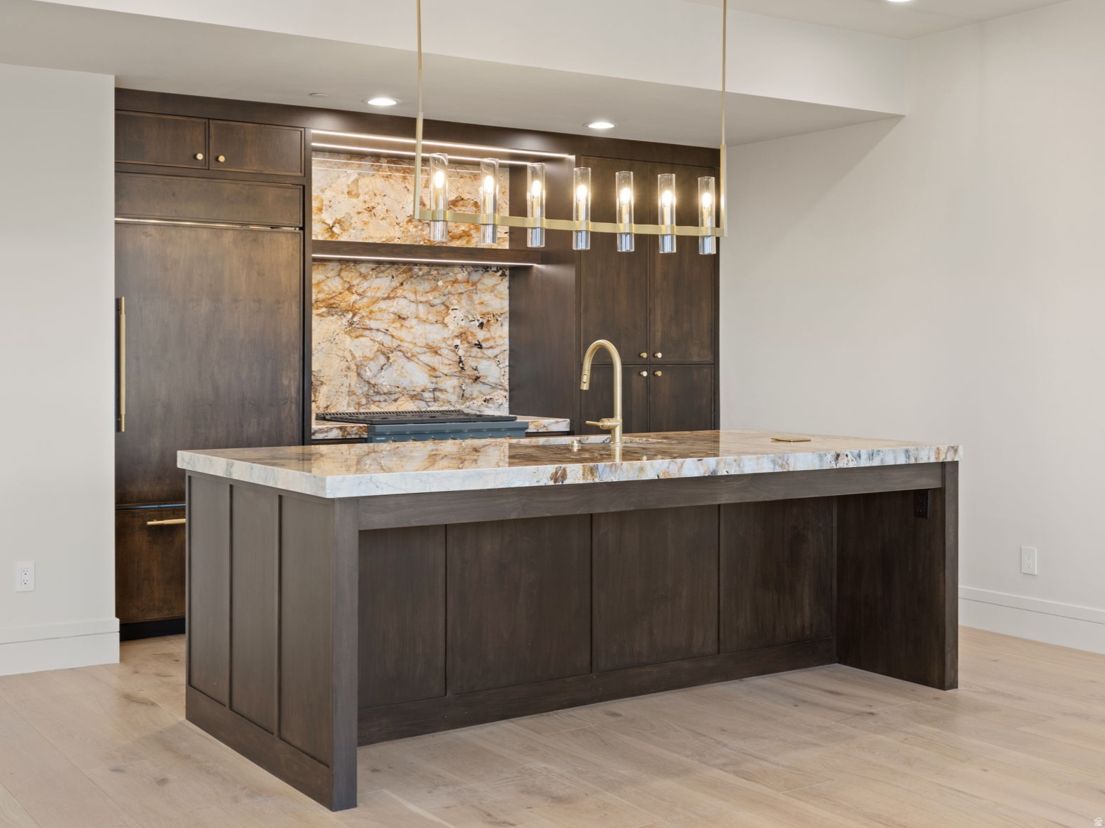 THOUSAND OAKS - Residential