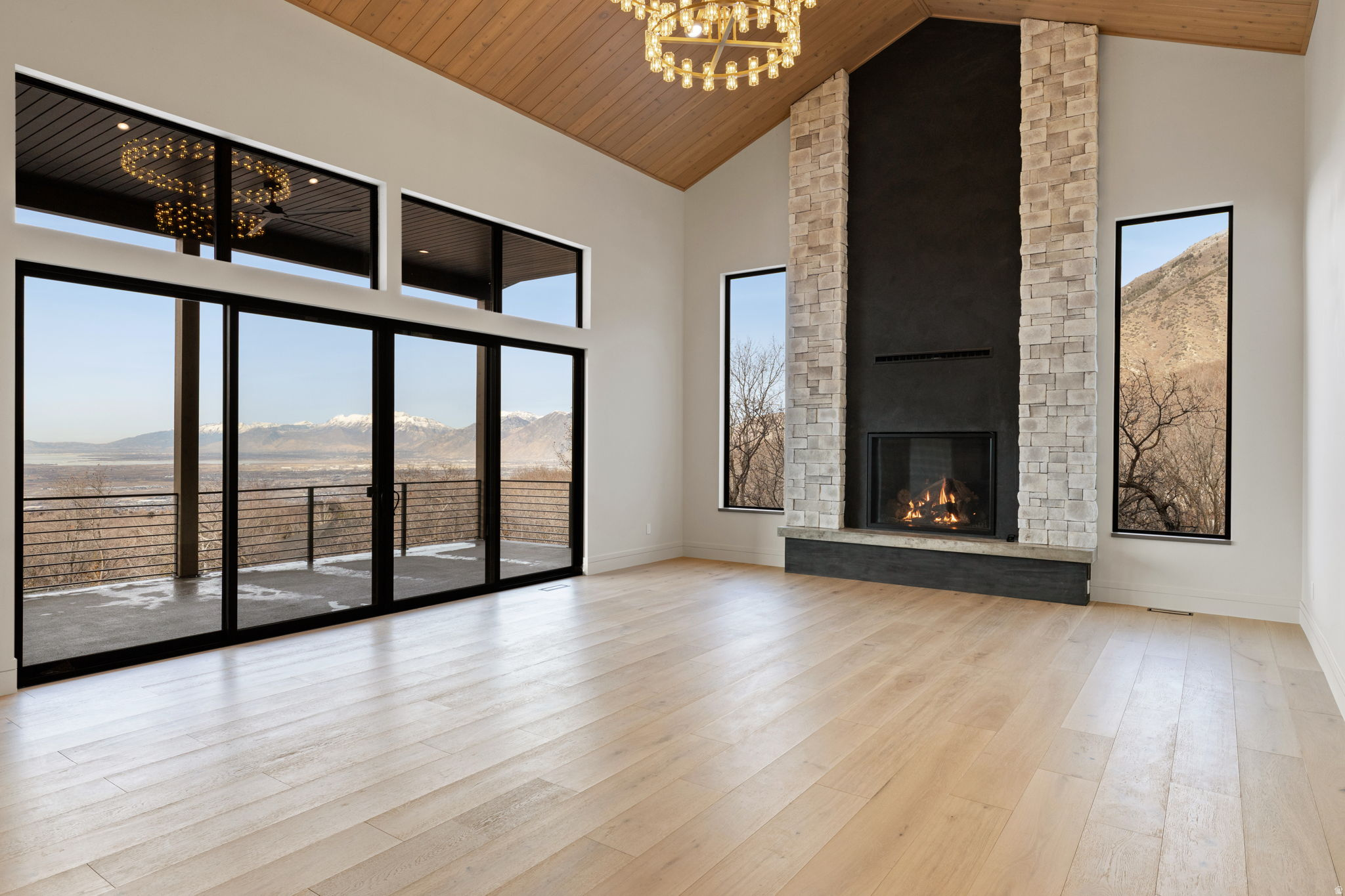 THOUSAND OAKS - Residential