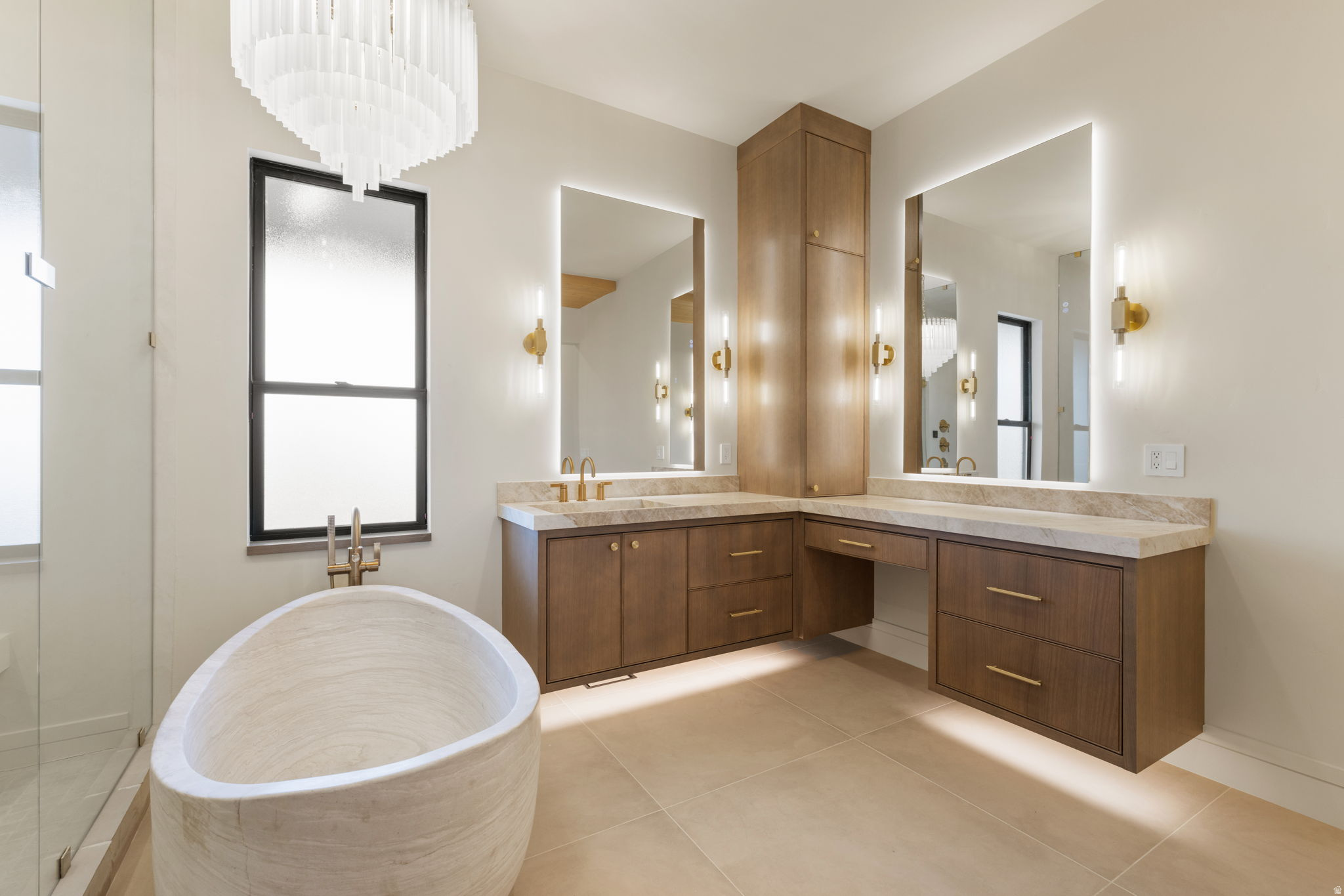 THOUSAND OAKS - Residential