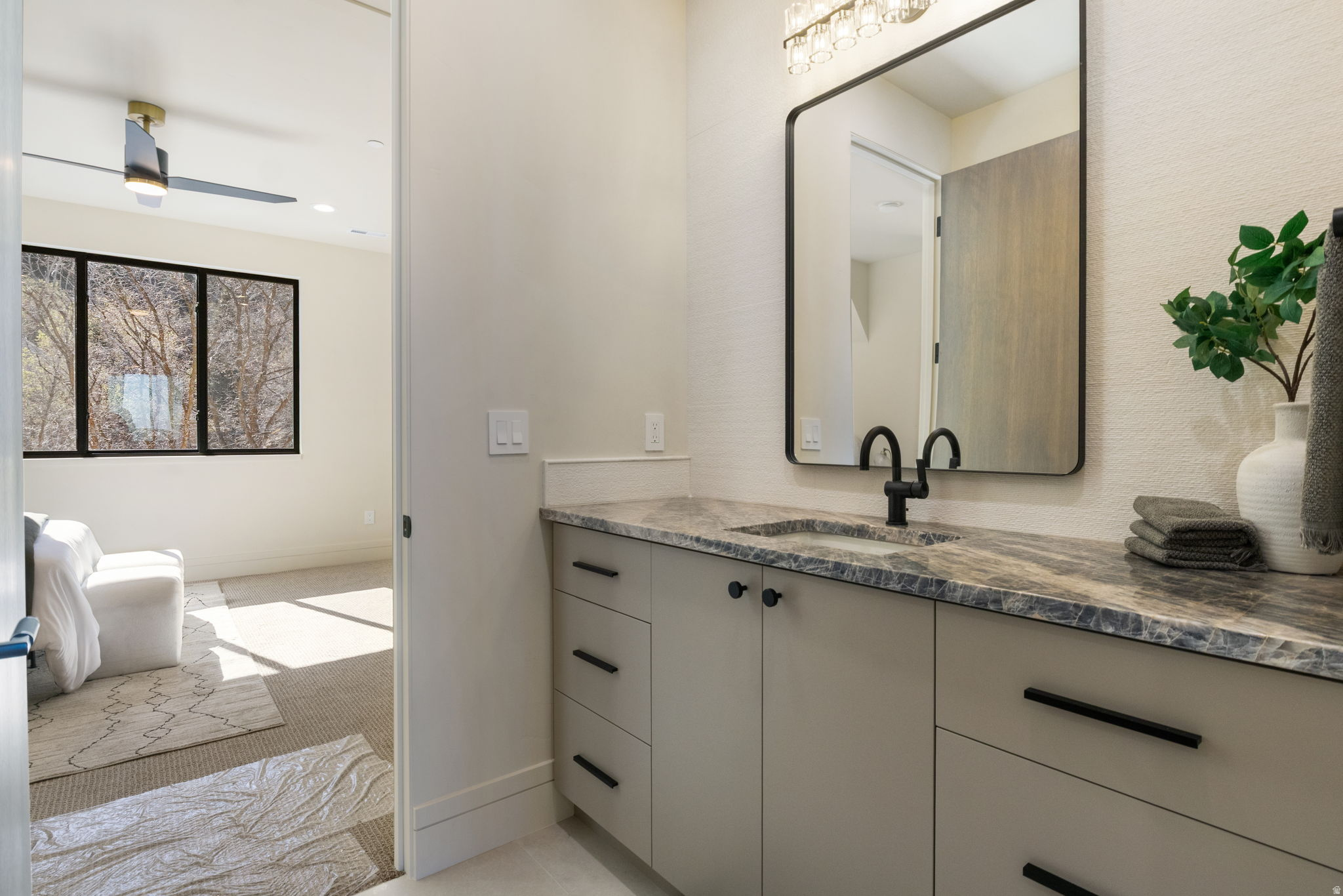 THOUSAND OAKS - Residential