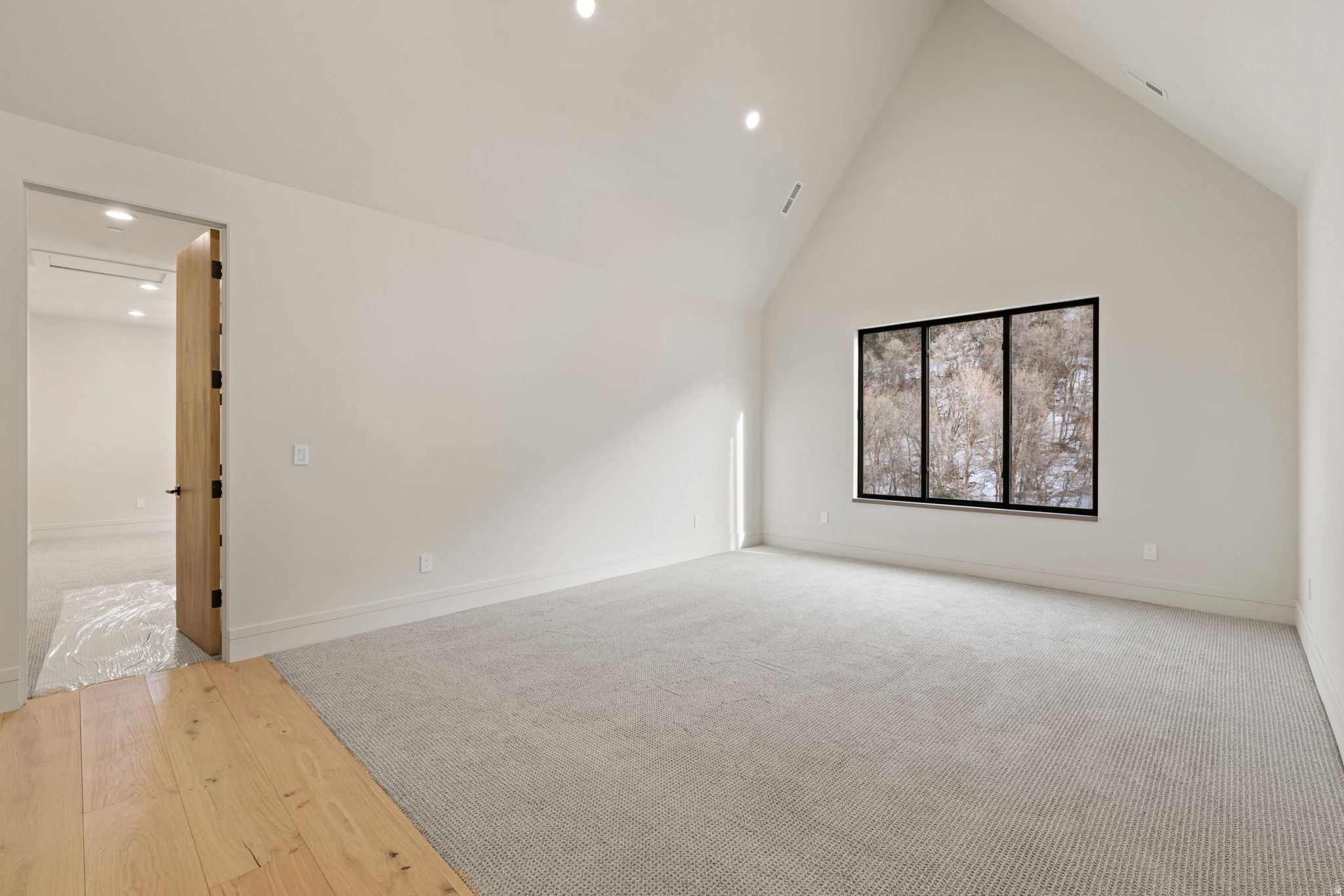 THOUSAND OAKS - Residential