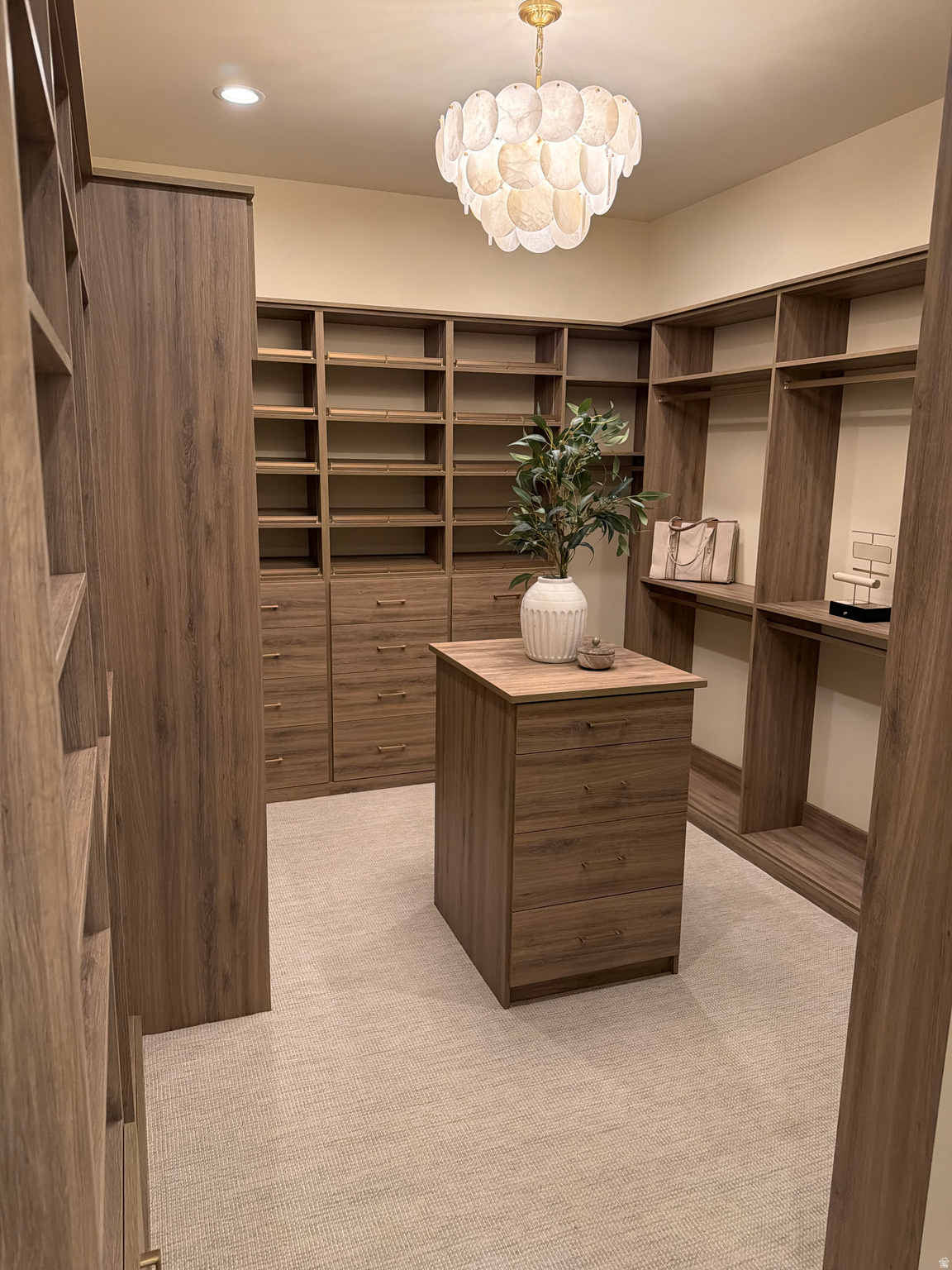 THOUSAND OAKS - Residential