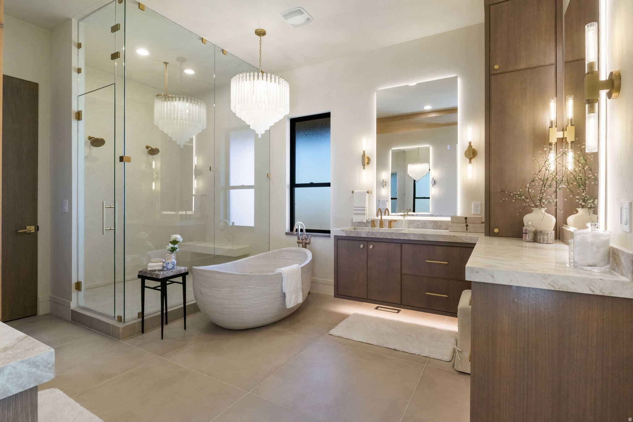 THOUSAND OAKS - Residential