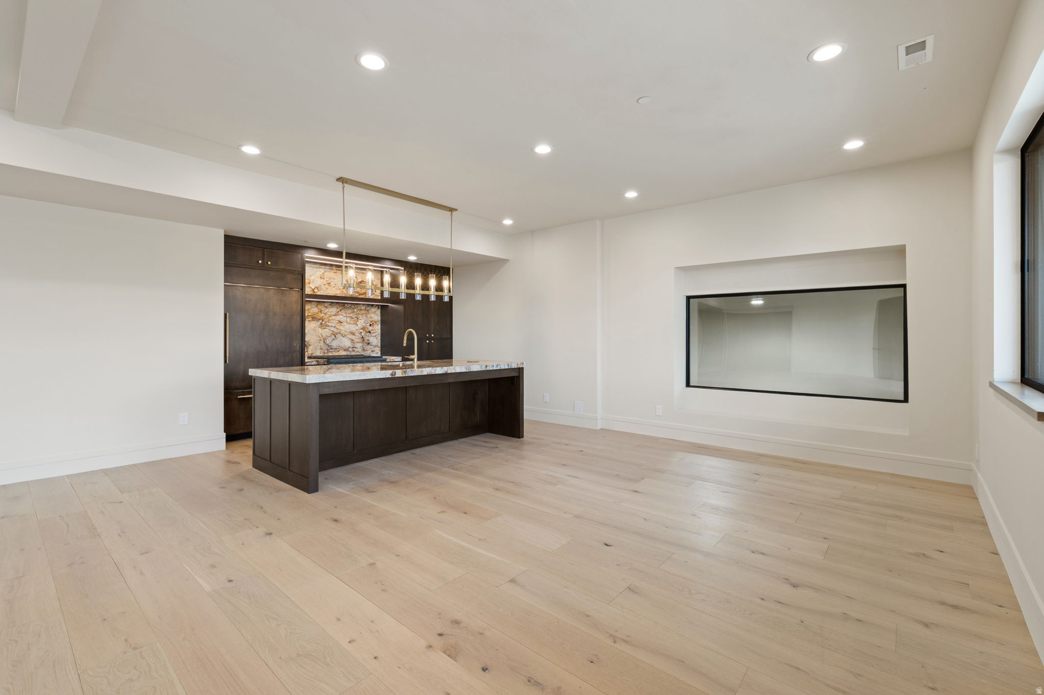 THOUSAND OAKS - Residential