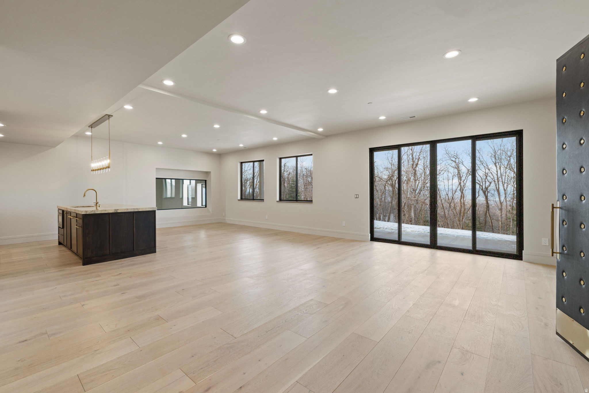 THOUSAND OAKS - Residential