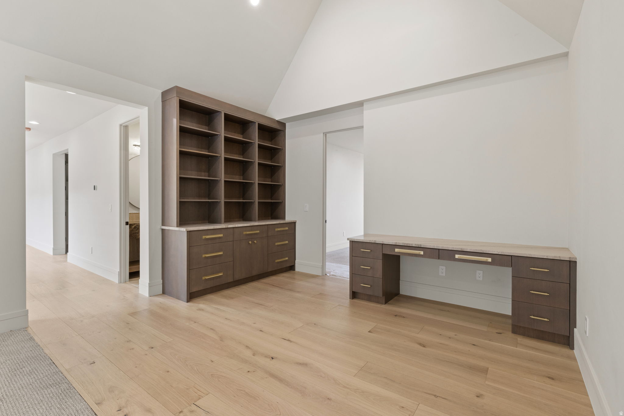 THOUSAND OAKS - Residential