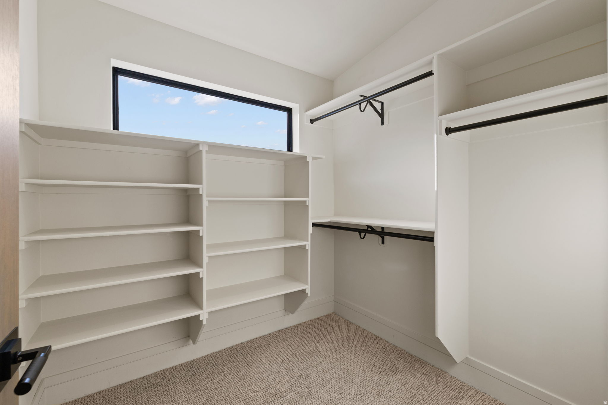 THOUSAND OAKS - Residential