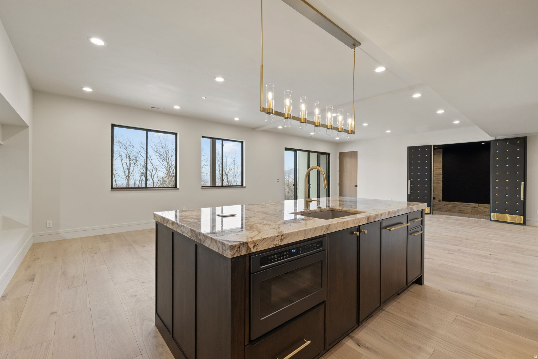 THOUSAND OAKS - Residential