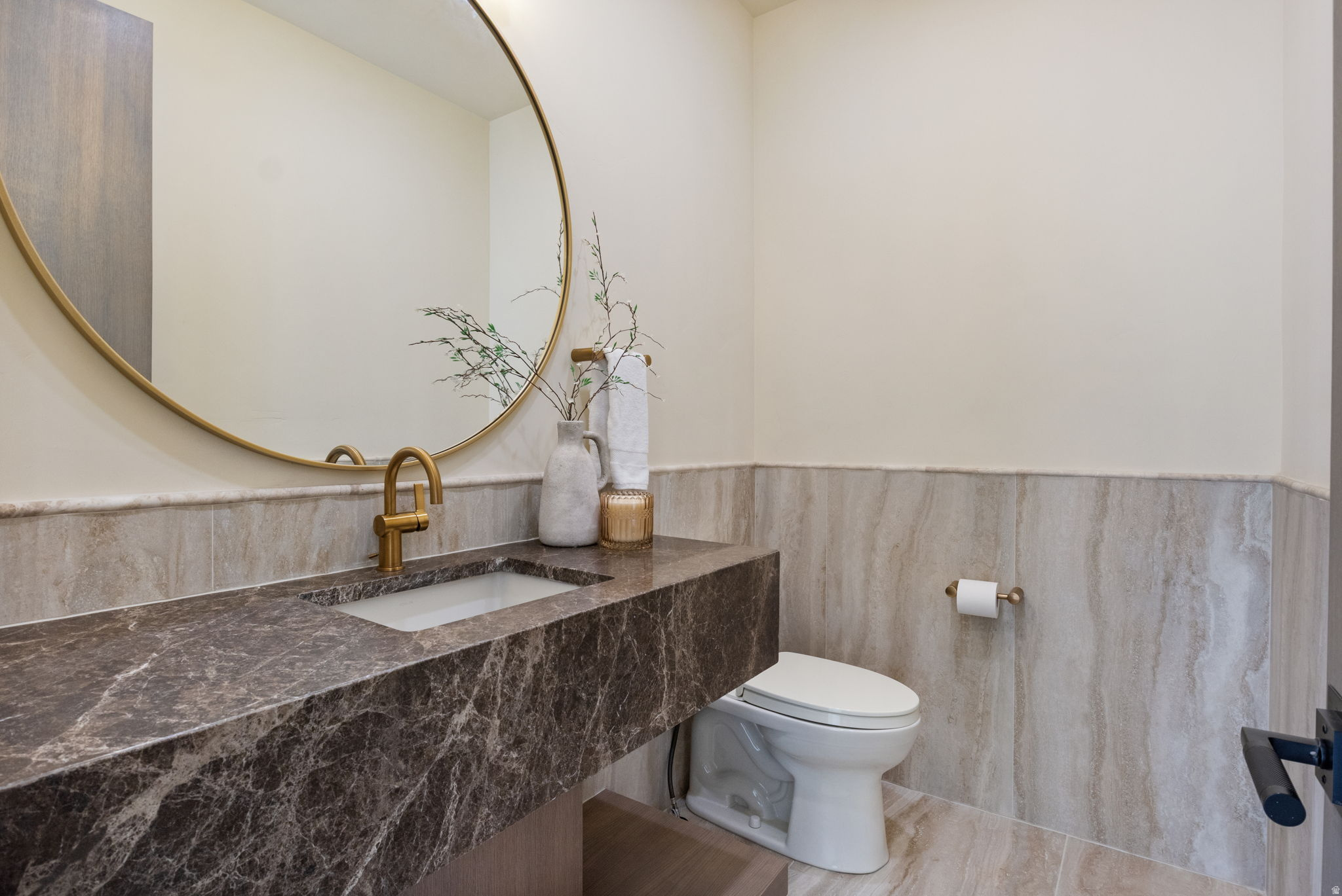 THOUSAND OAKS - Residential