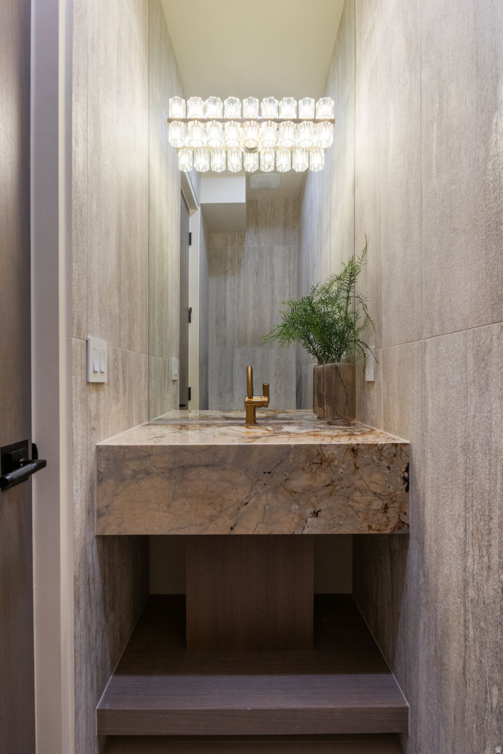 THOUSAND OAKS - Residential