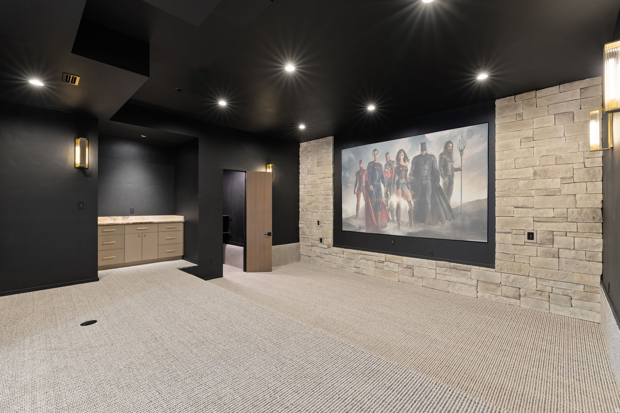 THOUSAND OAKS - Residential