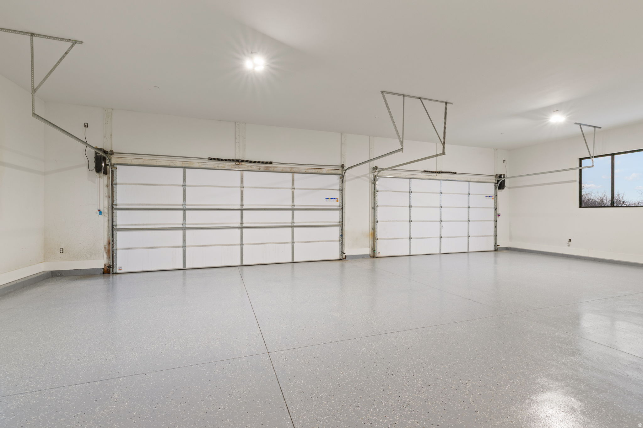 THOUSAND OAKS - Residential