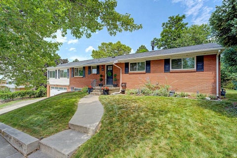 Photo of 971 E 800 S, Bountiful, UT 84010 (MLS # 2178150)